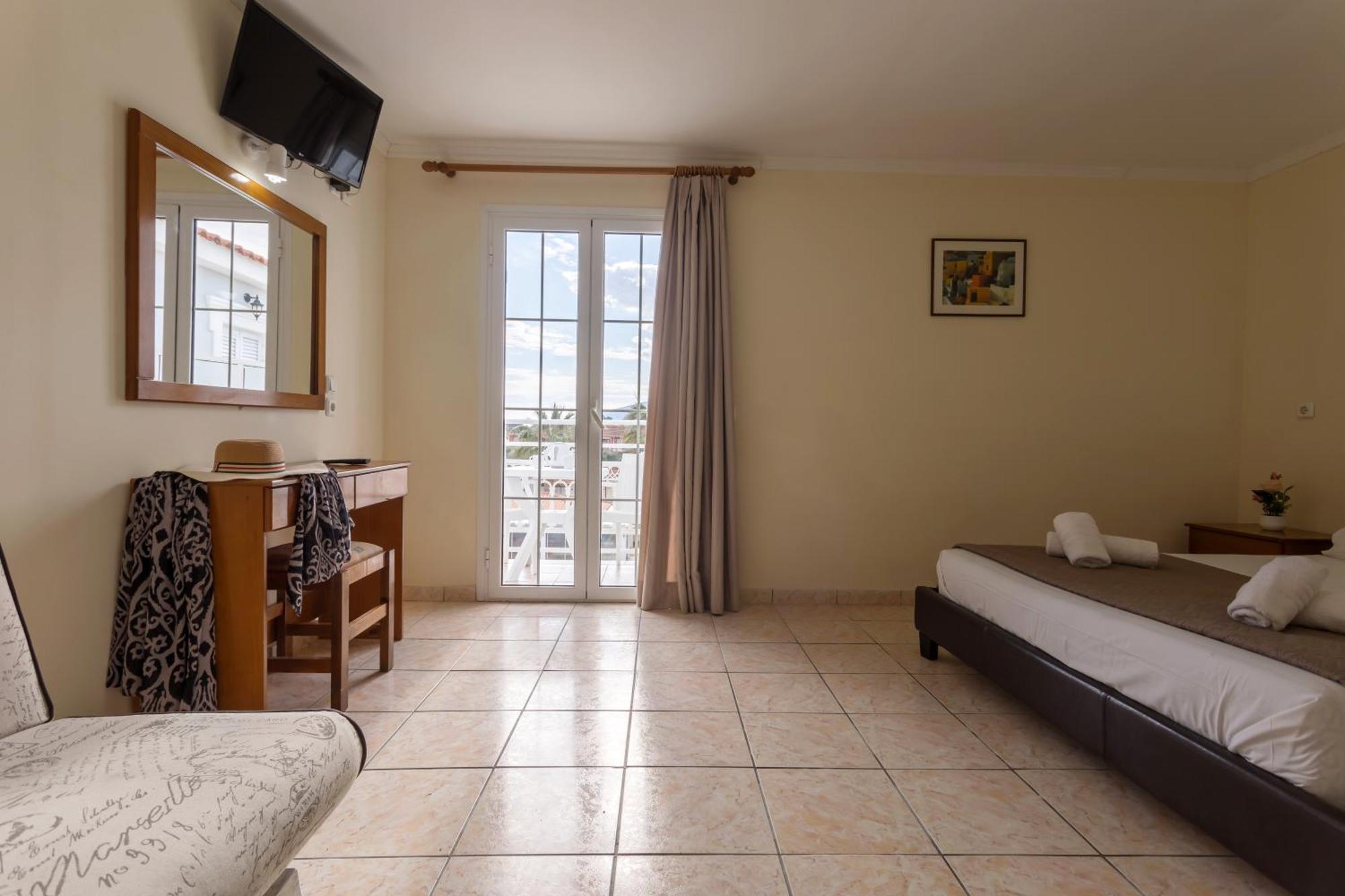 Laganas Holidays Hotel Exterior foto